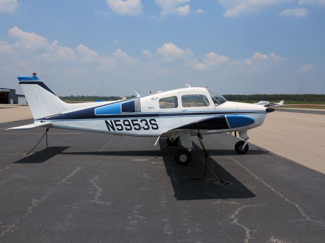 Piper Apache (N5953S)