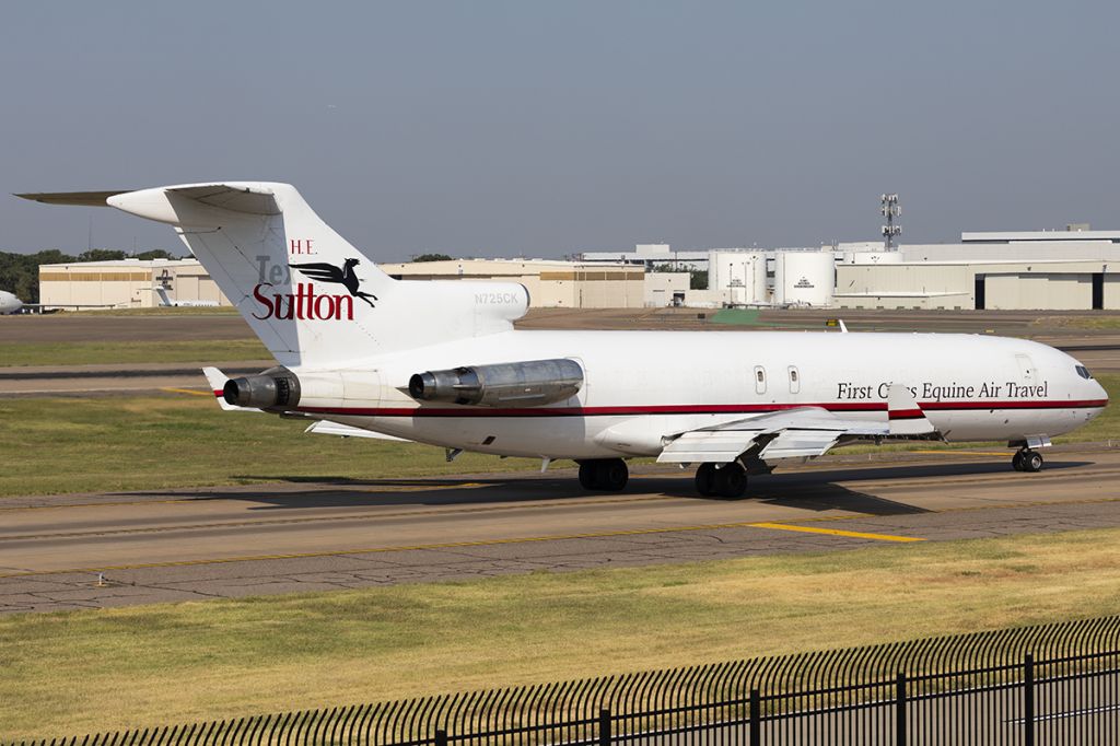 BOEING 727-200 (N725CK)