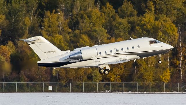 Canadair Challenger (C-FDDD)