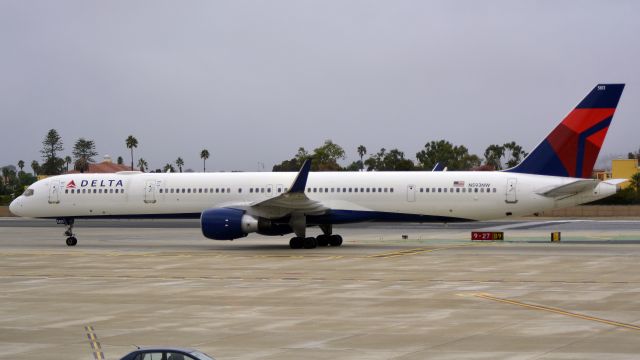BOEING 757-300 (N593NW) - 9/27/21