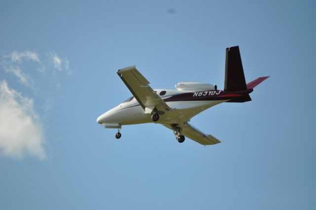 Cirrus Vision SF50 (N831DJ)
