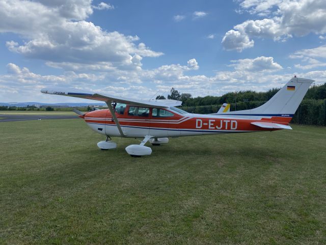 Cessna Skylane (D-EJTD) - The Skylane is a great personal travel aircraft. 18 JUL 2020.