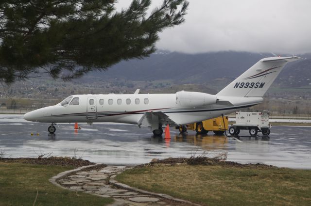 Cessna Citation CJ1 (N999SM) - Rainy day Citation