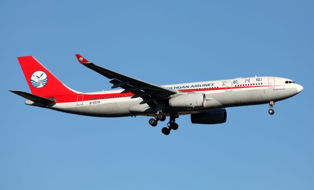 Airbus A330-200 (B-6535) - Short Final To Rwy 25