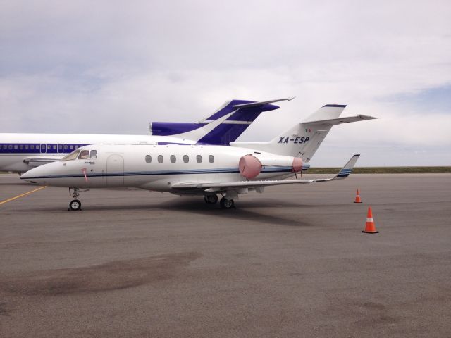 Hawker 800 (XA-ESP)