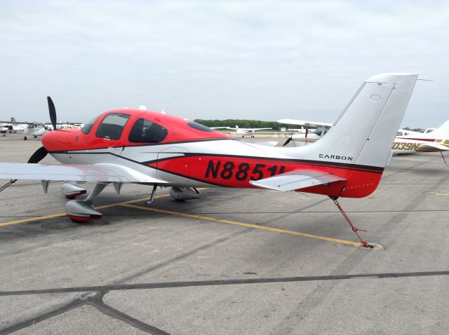 Cirrus SR-22 (N8851L)