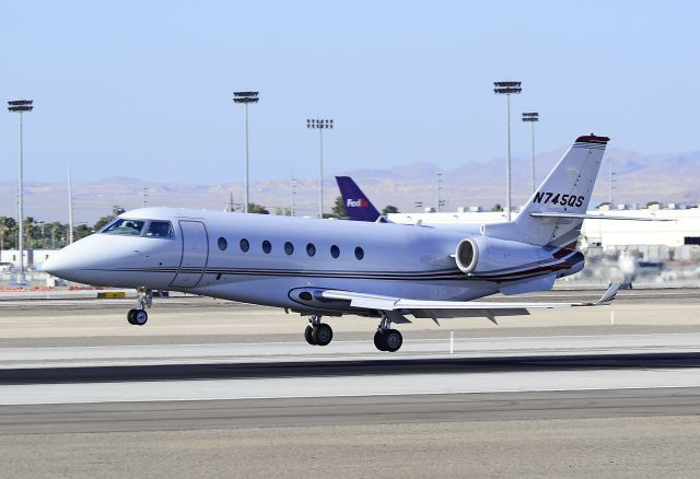 IAI Gulfstream G200 (N745QS) - photo Israel IAI-1126 Gulfstream G200 N745QS C/N 170  Las Vegas - McCarran International (LAS / KLAS) USA - Nevada, May 26, 2011 Photo: Tomás Del Coro