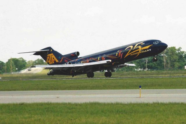 BOEING 727-200 (N772AT)