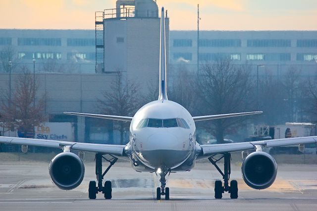 Airbus A320 (D-AIZI)