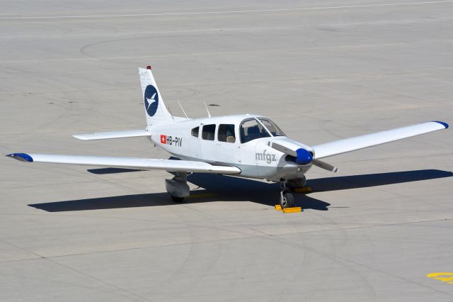 Piper Cherokee (HB-PIV)