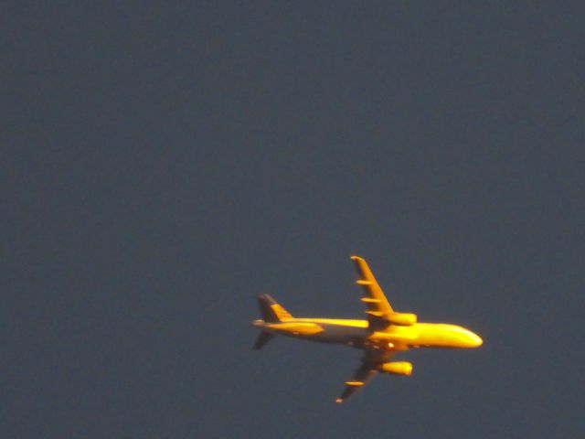 Airbus A320 (N418UA) - UAL780br /IAD-LASbr /09/13/21