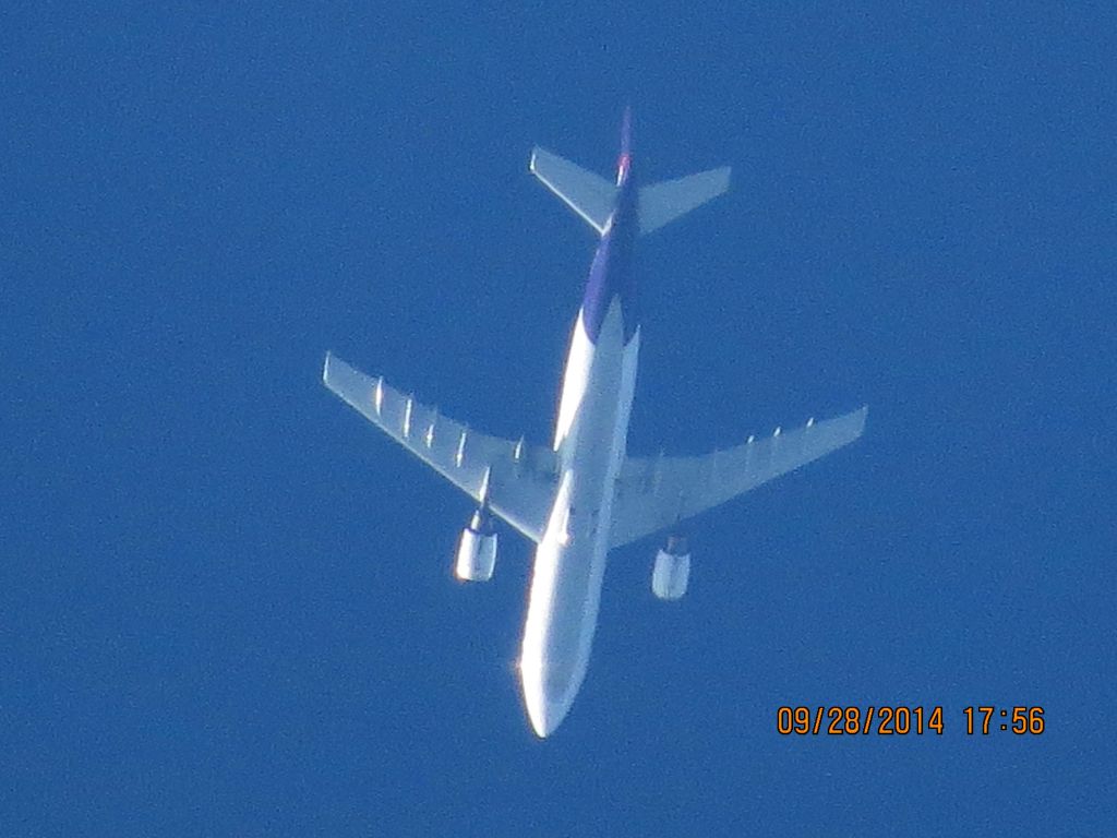 Airbus A300F4-600 (N650FE) - FedEx flight 236 from MEM to Calgary over Baxter Springs Kansas (78KS) at 34,000 feet.