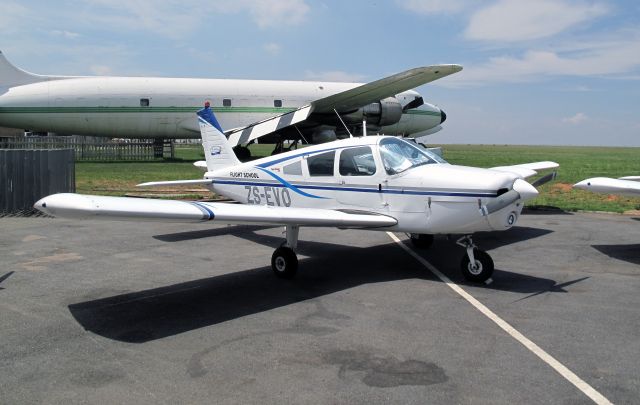 Piper Cherokee (ZS-EVO)