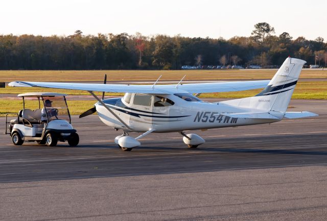 Cessna Skylane (N554WM)