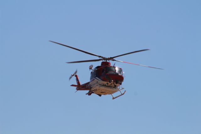 Bell 412 (N807JS) - APPROACH KMYF