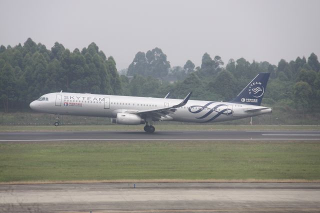 Airbus A321 (B-1838)