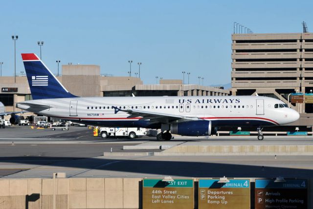 Airbus A320 (N673AW)