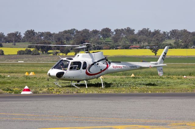 Eurocopter AS-350 AStar (VH-RTV) - Sydney Helicopters (VH-RTV) Eurocopter AS350BA at Wagga Wagga Airport.