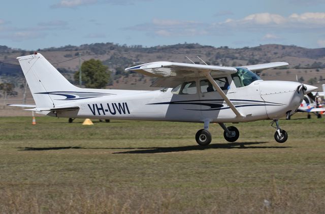 Cessna Skyhawk (VH-UWI)