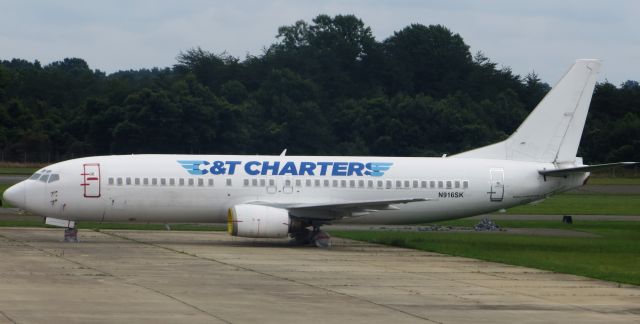 BOEING 737-400 (N916SK) - C&T Charters 737-400 7/11/13