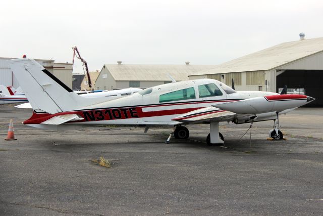 Cessna 310 (N310TE) - Seen here on 12-May-16.