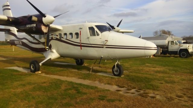 De Havilland Canada Twin Otter (N669JW)