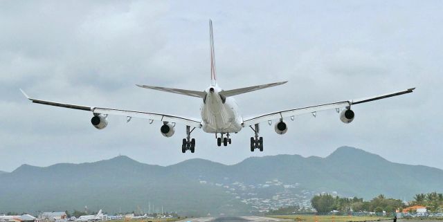 Airbus A340-300 (F-GLZO)