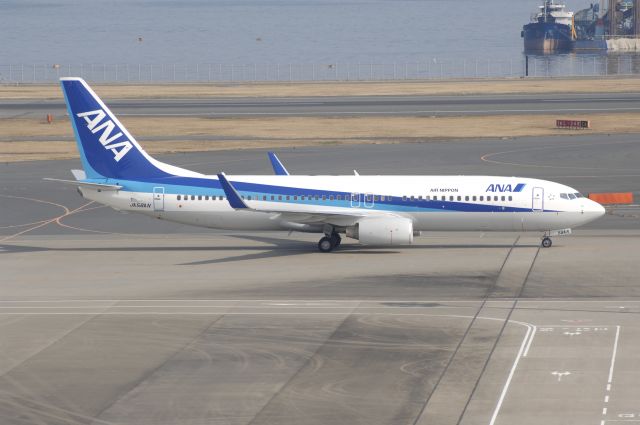 Boeing 737-800 (JA58AN) - Taxi at Haneda Intl Airport on 2010/1/31 ANA c/s