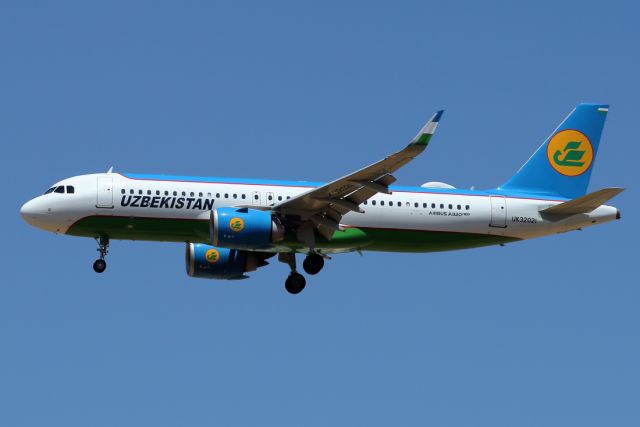 Airbus A320 (UK-32021) - 24/05/2021:   Flight from Tashkent (TAS) on final to runway 21.