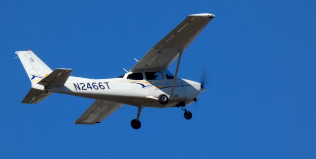 Cessna Skyhawk (N2466T) - Shortly after departure is this 2005 Cessna 172S Skyhawk SP in the Autumn of 2024.