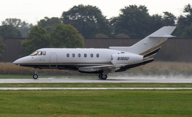 Hawker 800 (N18GU) - Rwy 02L departure @KDPA.