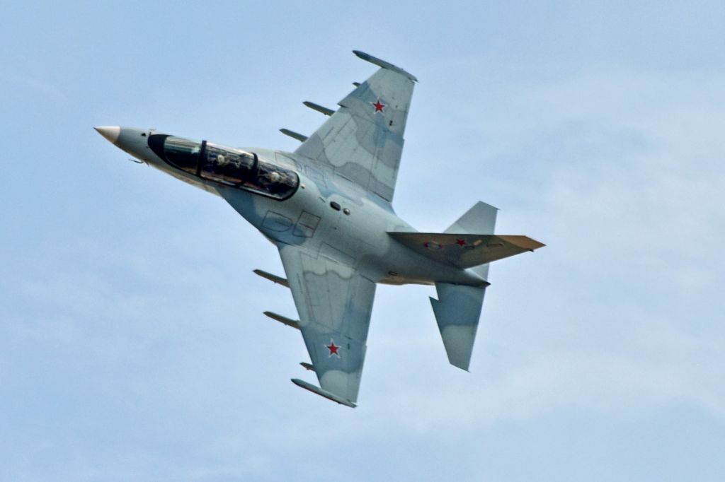 — — - Russian Air Force Yak-130