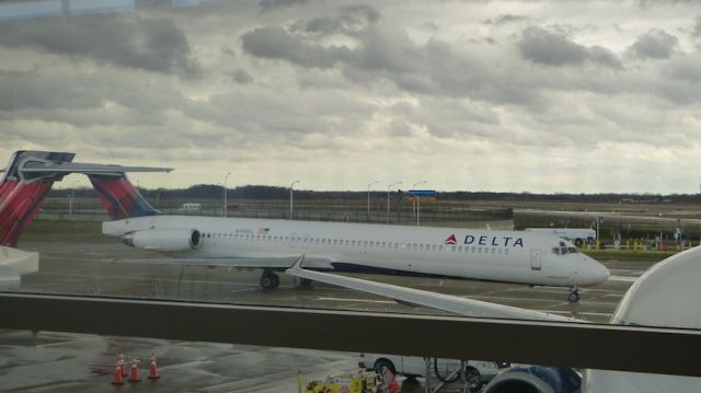 McDonnell Douglas MD-88 (N918DL)