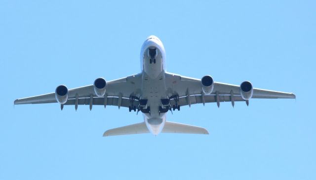 Airbus A380-800 (D-AIMH) - On Final to 28L, From FRA, operating as LH # 454   08-12-2016