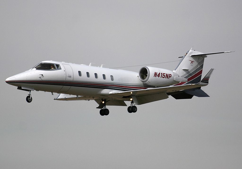 Learjet 60 (N415NP) - February 18, 2005
