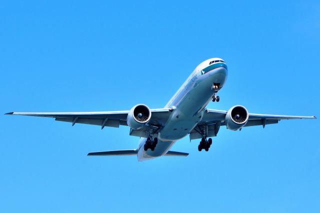 BOEING 777-300 (B-KQM)