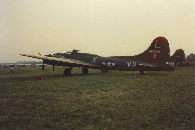 Boeing B-17 Flying Fortress (N7227C)