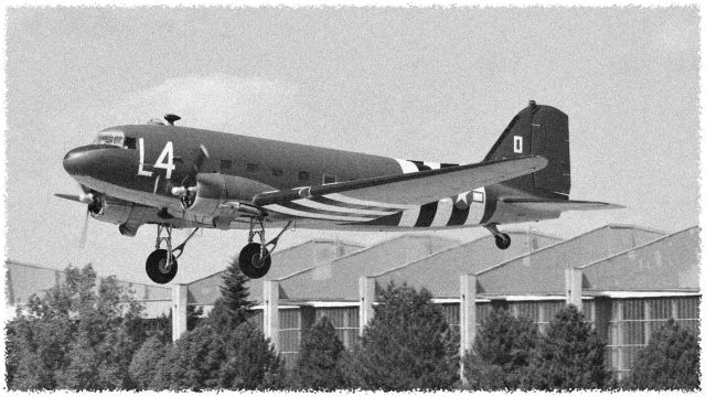Douglas DC-3 —