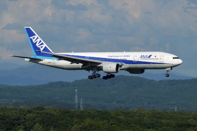 Boeing 777-200 (JA8198) - 2015-09-07