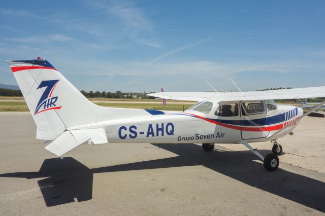 Cessna Skyhawk (CS-AHQ)