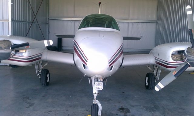 Beechcraft 55 Baron (N206S)