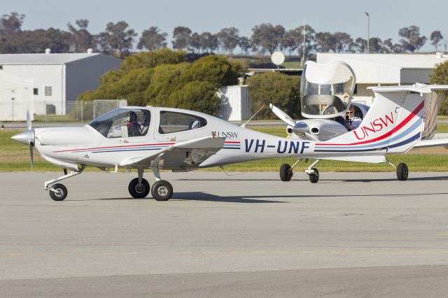 Diamond Star (VH-UNF) - University of New South Wales (VH-UNF) Diamond Star DA-40 at Wagga Wagga Airport