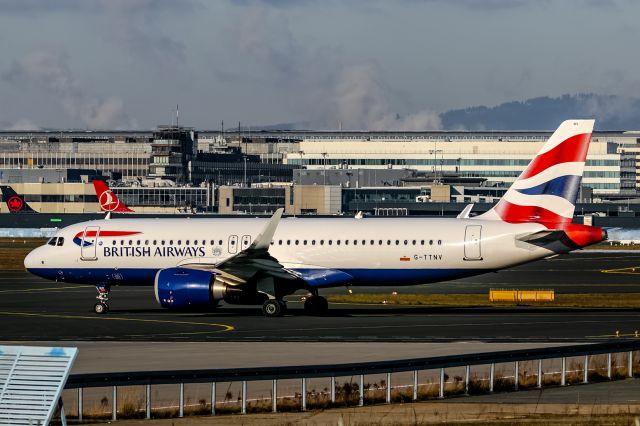 Airbus A320neo (G-TTNV)