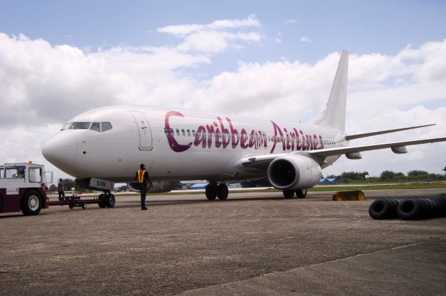 Boeing 737-800 (9Y-SXM)