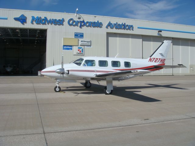 Piper Navajo (N727HB) - Piper Navajo CR