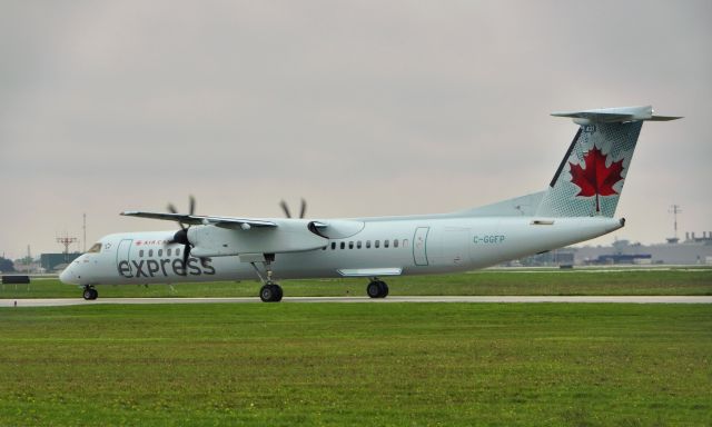 de Havilland Dash 8-400 (C-GGFP) - Jazz Air De Havilland Canada DHC-8-402Q Dash 8 C-GGFP in Windsor 