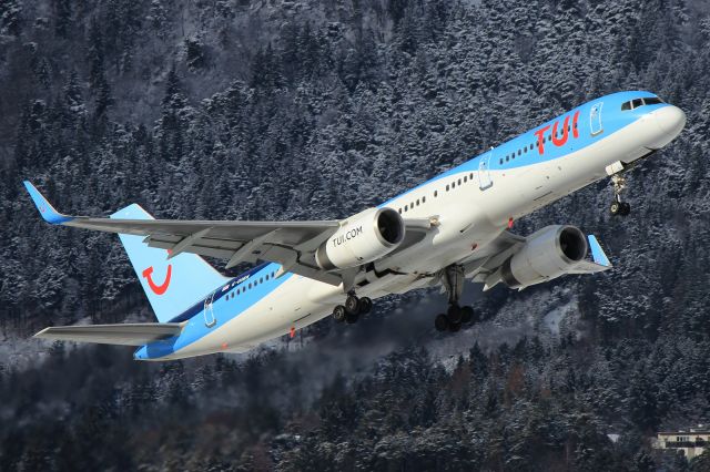 Boeing 757-200 (G-OOBN)