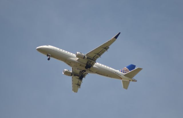 EMBRAER 175 (long wing) (N743YX) - 9/23/19 2100Z