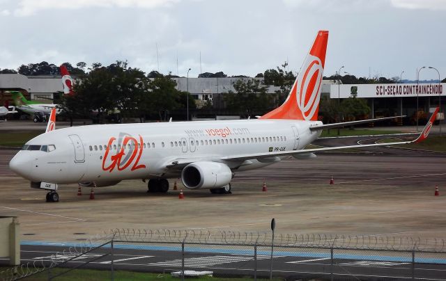 Boeing 737-700 (PR-GUE)