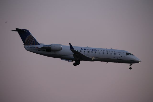 Canadair Regional Jet CRJ-200 (N983SW)